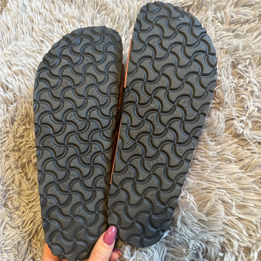Birkenstock Pink Double-Buckle Arizona Slides - Picture 4 of 4